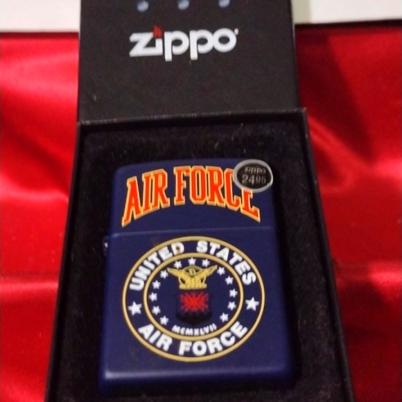 Collectible Air Force Zippo - Picture 2 of 4